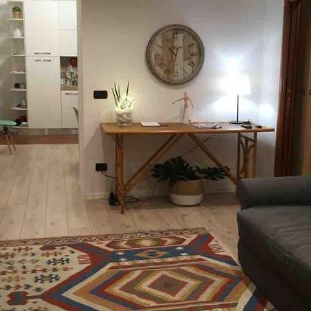 Апартаменты Casa Via Toledo. Centralissima E Vicina Al Porto Неаполь Экстерьер фото