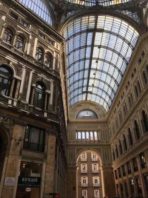 Апартаменты Casa Via Toledo. Centralissima E Vicina Al Porto Неаполь Экстерьер фото